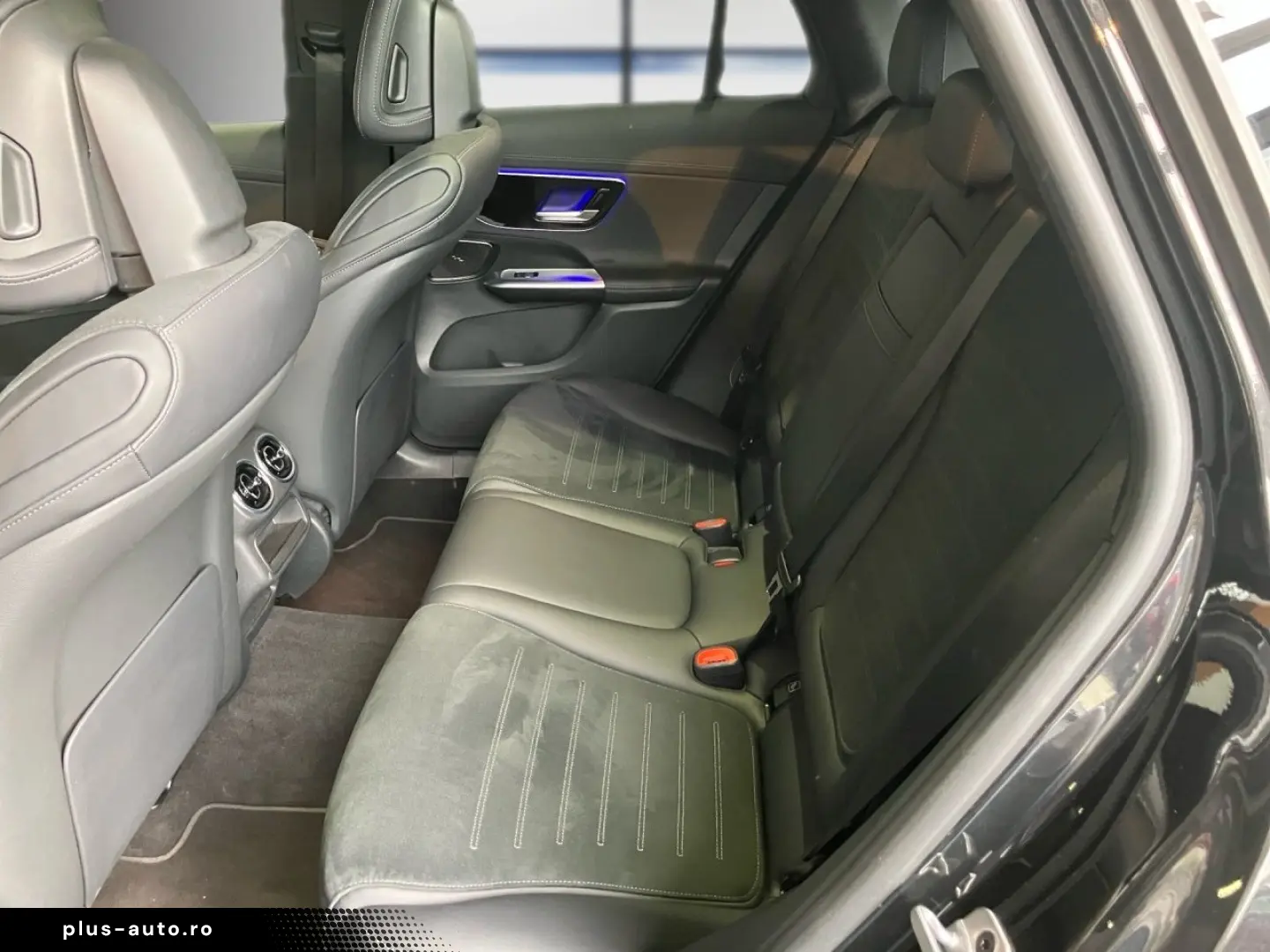 MERCEDES-BENZ GLC 220 d 4M AMG AHK Night Pano Digita&hellip;