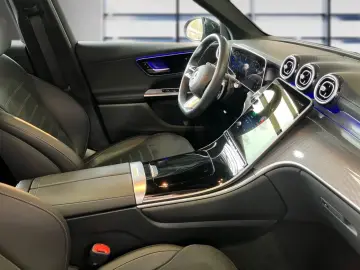 MERCEDES-BENZ GLC 220 d 4M AMG AHK Night Pano Digita&hellip;