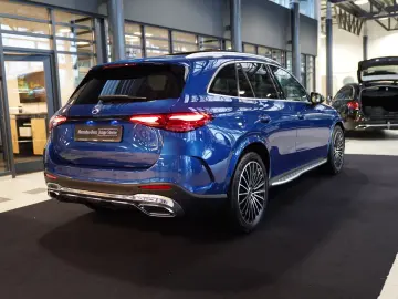 MERCEDES-BENZ GLC 220 d 4M AMG Line Vielspeiche Panorama AHK