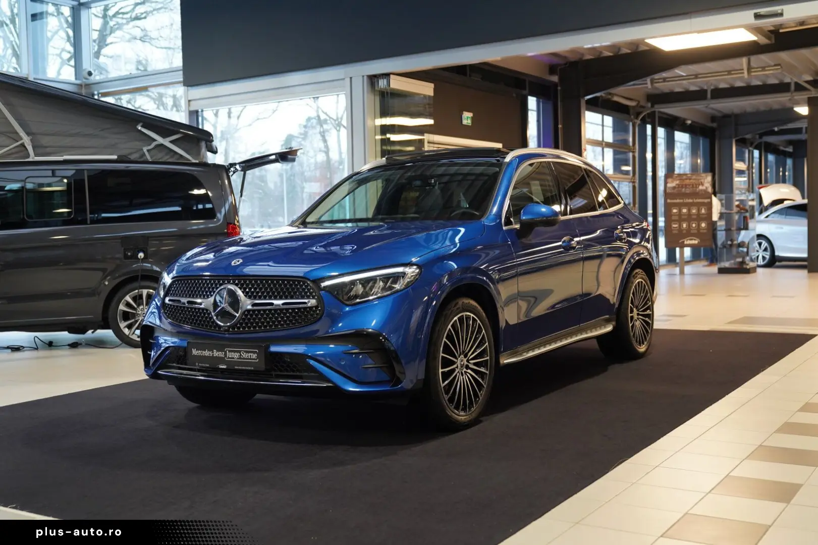 MERCEDES-BENZ GLC 220 d 4M AMG Line Vielspeiche Panorama AHK