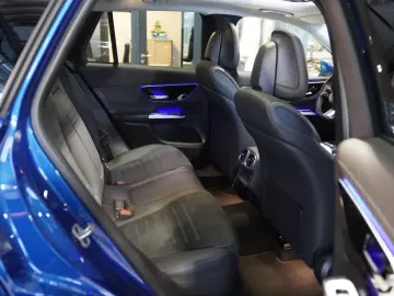 MERCEDES-BENZ GLC 220 d 4M AMG Line Vielspeiche Panorama AHK