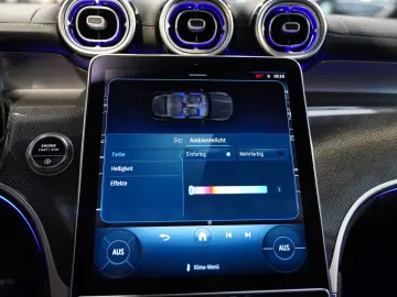 MERCEDES-BENZ GLC 220 d 4M AMG Line Vielspeiche Panorama AHK