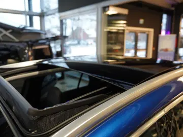 MERCEDES-BENZ GLC 220 d 4M AMG Line Vielspeiche Panorama AHK