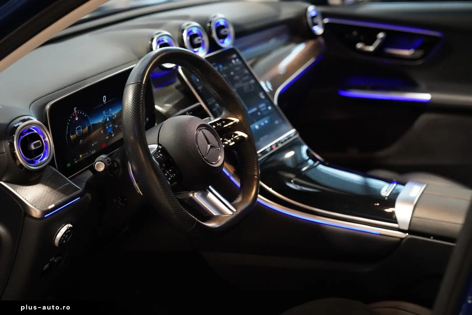 MERCEDES-BENZ GLC 220 d 4M AMG Line Vielspeiche Panorama AHK