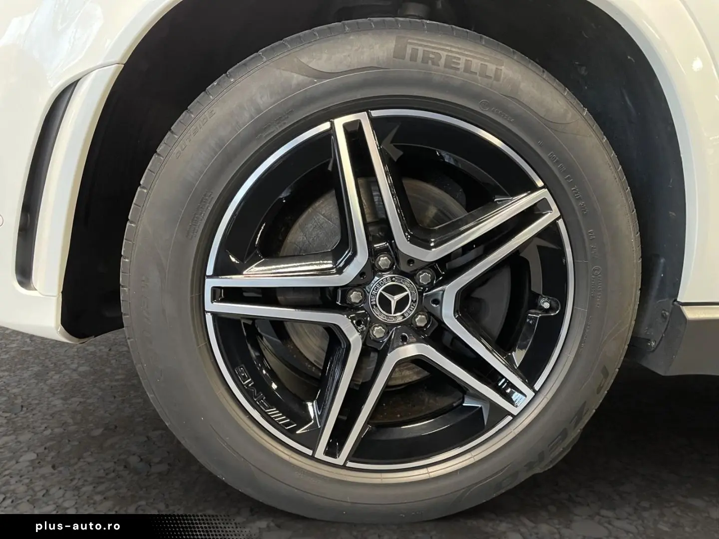 MERCEDES-BENZ GLE 400 d 4M AMG Pano Airmatic FAP Sit&hellip;