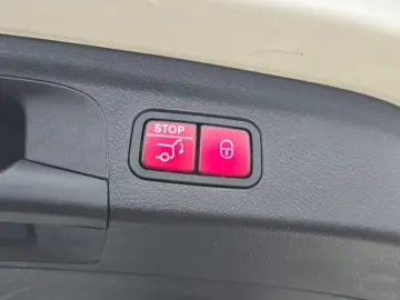 MERCEDES-BENZ GLE 350 de 4M AMG Pano HUD Burm Luft AHK 360