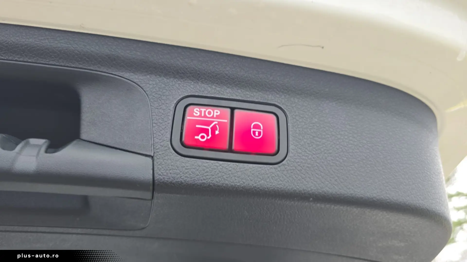 MERCEDES-BENZ GLE 350 de 4M AMG Pano HUD Burm Luft AHK 360