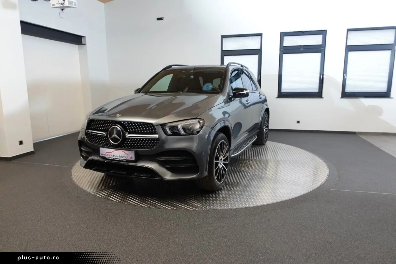 MERCEDES-BENZ GLE 450 4Matic Pano AMG Standh. 21  360