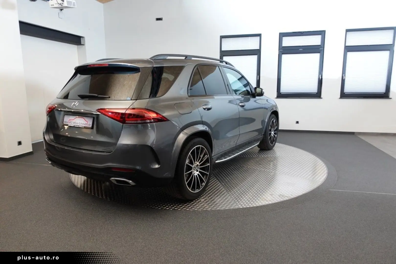 MERCEDES-BENZ GLE 450 4Matic Pano AMG Standh. 21  360