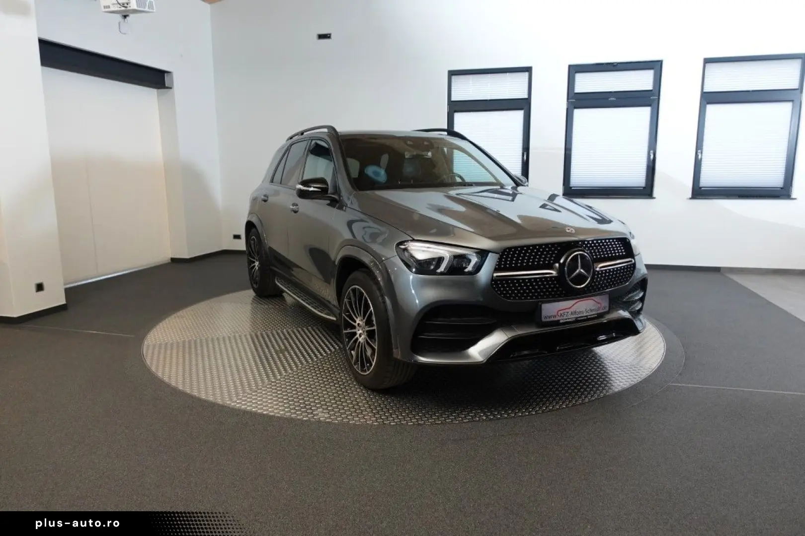 MERCEDES-BENZ GLE 450 4Matic Pano AMG Standh. 21  360