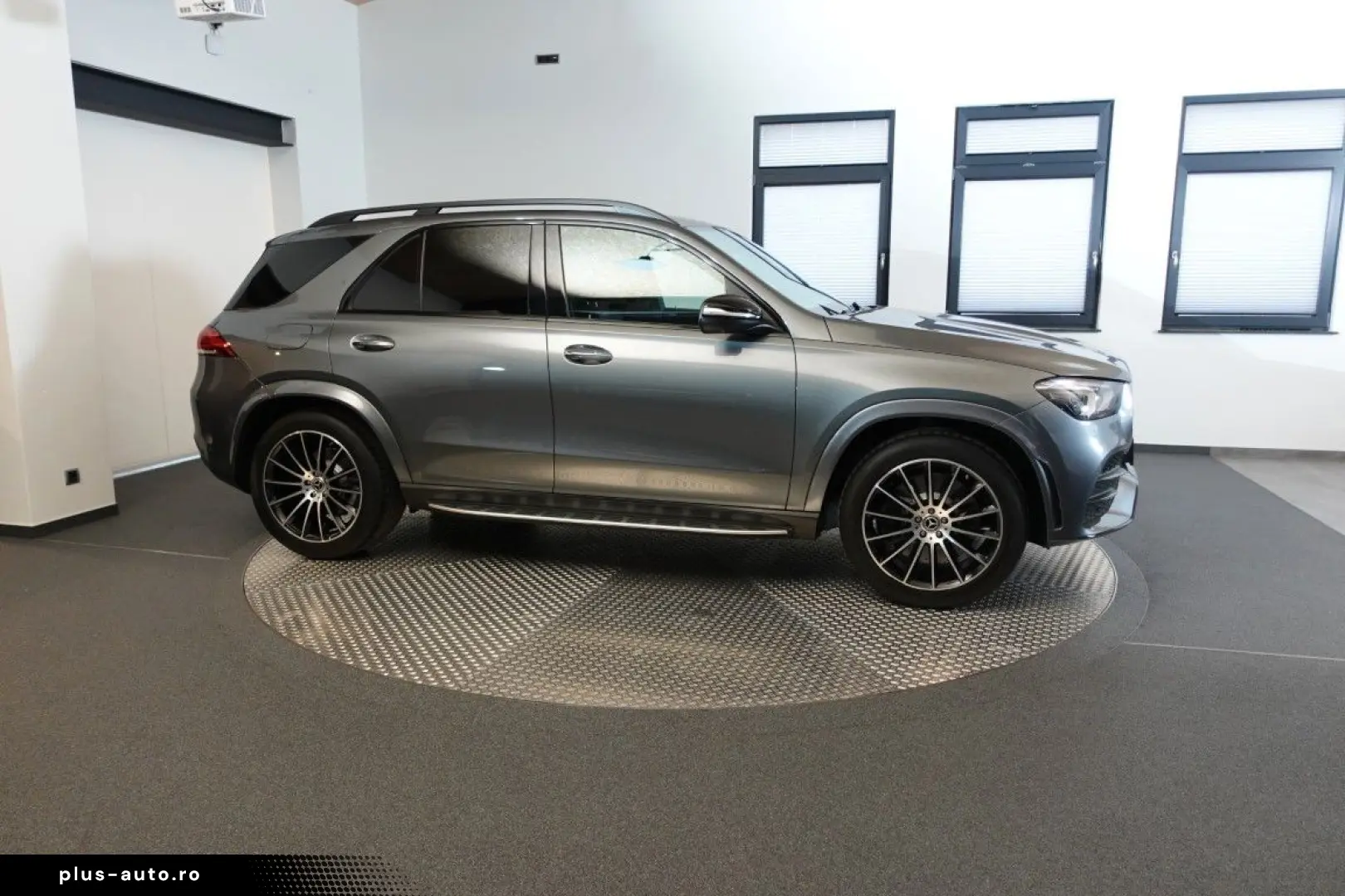 MERCEDES-BENZ GLE 450 4Matic Pano AMG Standh. 21  360
