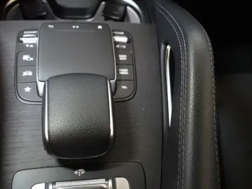 MERCEDES-BENZ GLE 450 4Matic Pano AMG Standh. 21  360