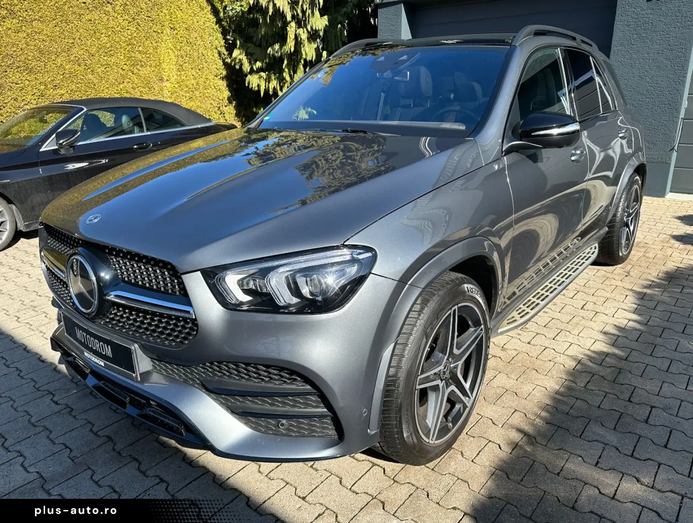 MERCEDES-BENZ GLE400D PANO DISTR BURM 7-SITZER AMG-LINE