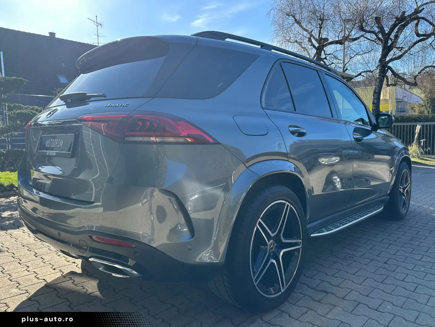 MERCEDES-BENZ GLE400D PANO DISTR BURM 7-SITZER AMG-LINE