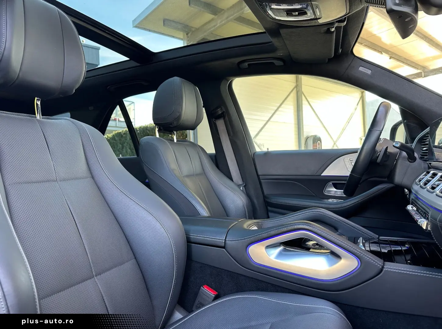 MERCEDES-BENZ GLE400D PANO DISTR BURM 7-SITZER AMG-LINE