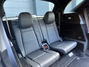 MERCEDES-BENZ GLE400D PANO DISTR BURM 7-SITZER AMG-LINE