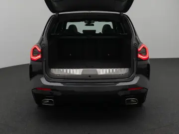 BMW X3 xD30e M Sport Panorama 360  HUD DAB HiFi AHK