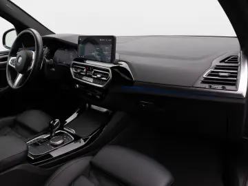 BMW X3 xD30e M Sport Panorama 360  HUD DAB HiFi AHK