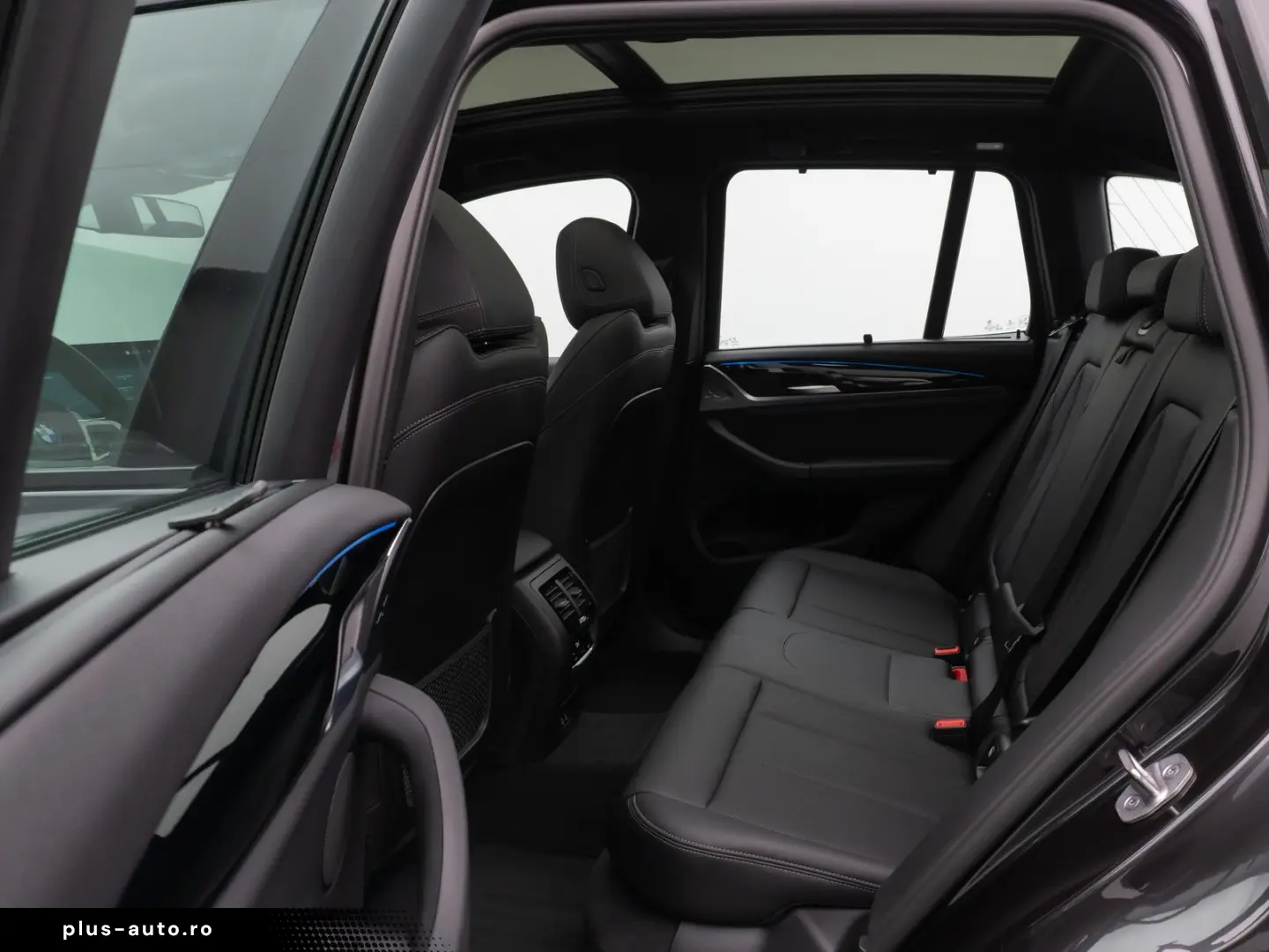 BMW X3 xD30e M Sport Panorama 360  HUD DAB HiFi AHK