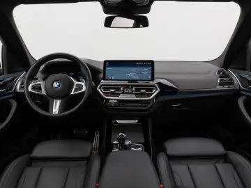 BMW X3 xD30e M Sport Panorama 360  HUD DAB HiFi AHK
