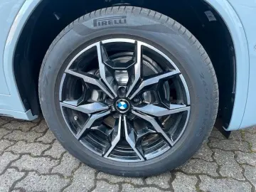BMW X3 xDrive30d M-Sportpaket Glasdach AHK Harman Ka