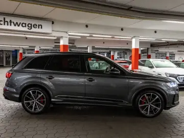 AUDI Q7 50TDI quattro competition plus Laser Pano AHK