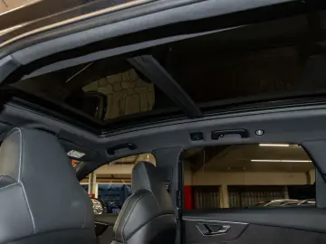 AUDI Q7 50TDI quattro competition plus Laser Pano AHK