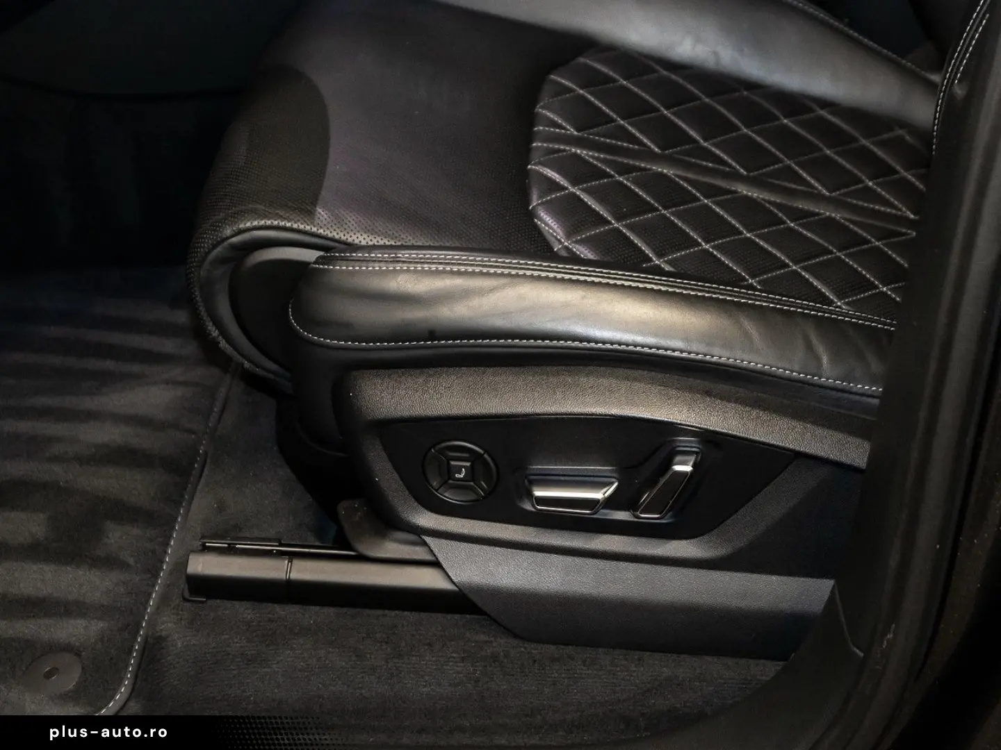 AUDI Q7 50TDI quattro competition plus Laser Pano AHK