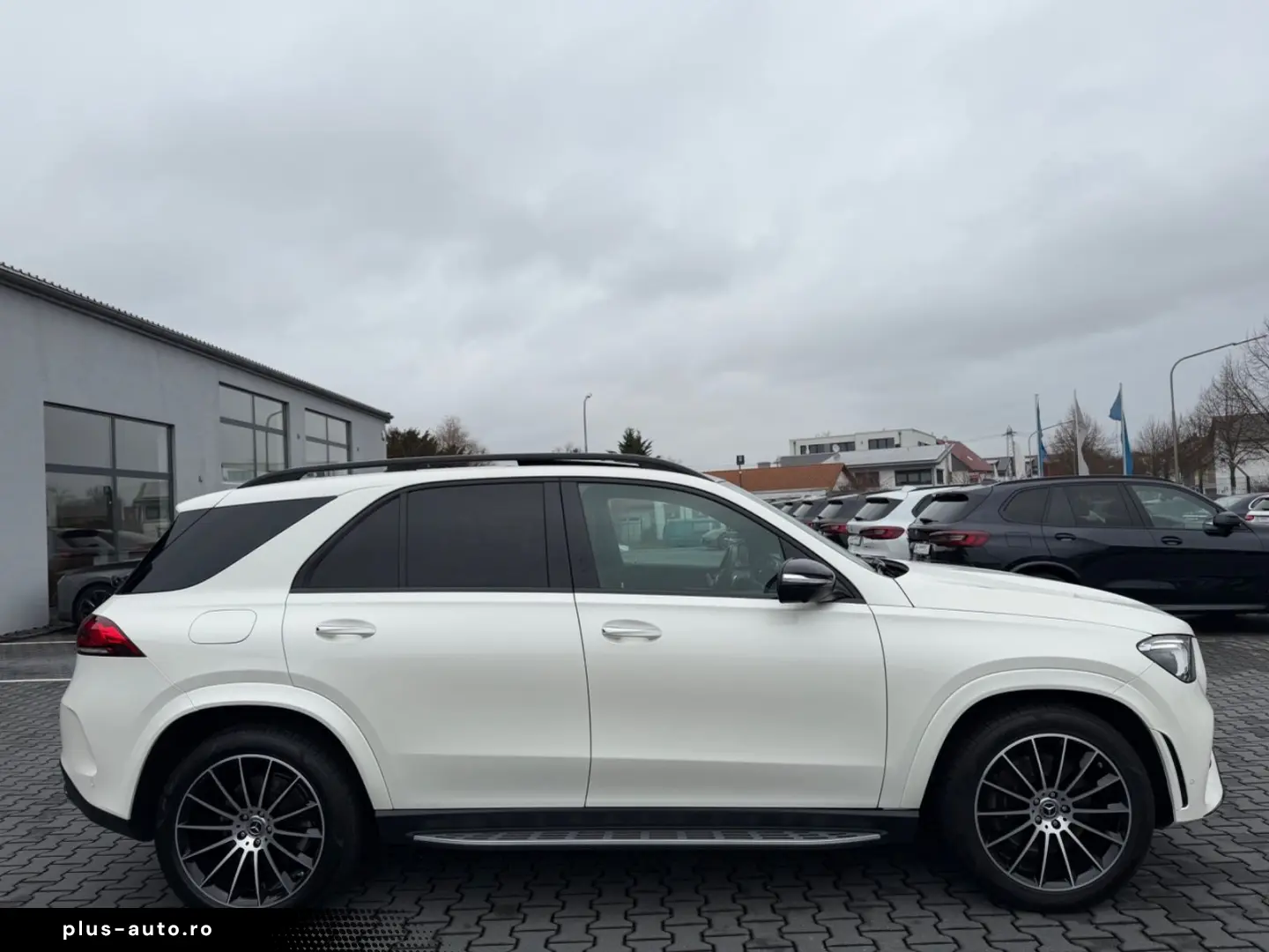 MERCEDES-BENZ GLE 400d 4M AMG-PAKET 360 HUD ACC LED AHK DAB