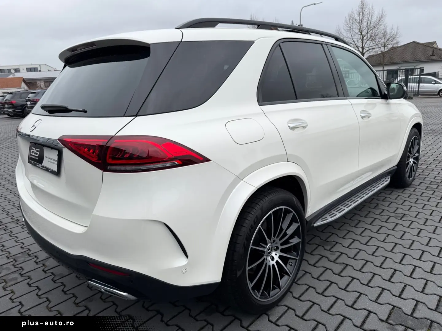 MERCEDES-BENZ GLE 400d 4M AMG-PAKET 360 HUD ACC LED AHK DAB