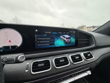 MERCEDES-BENZ GLE 400d 4M AMG-PAKET 360 HUD ACC LED AHK DAB