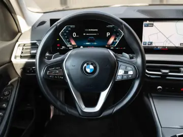 BMW Seria 3 318d AT MHEV