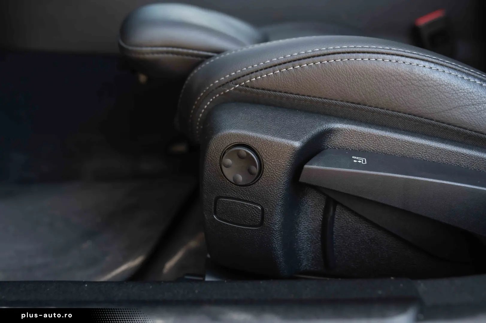 BMW Seria 3 318d AT MHEV