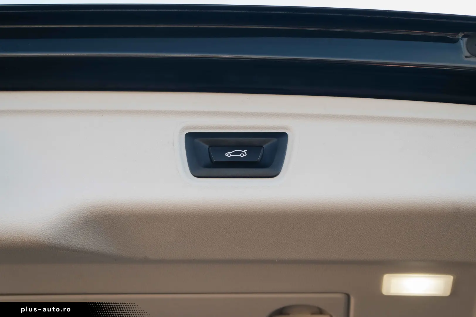 BMW Seria 3 318d AT MHEV