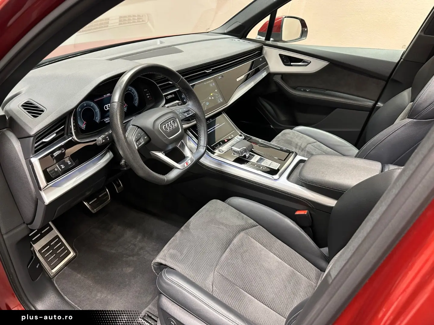 AUDI Q7 50 TDI quattro S line  1. HAND BANG&OLUFSEN