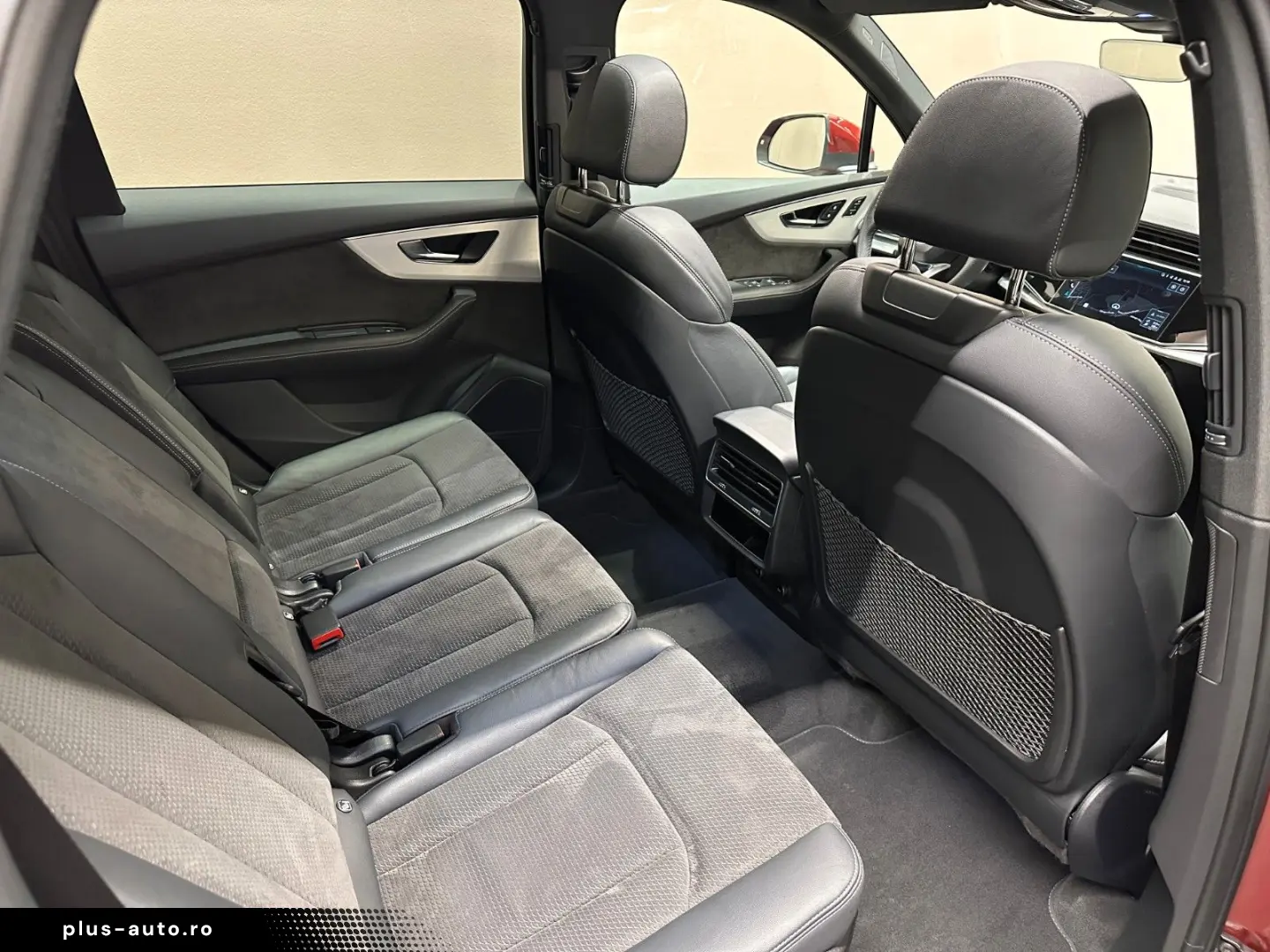 AUDI Q7 50 TDI quattro S line  1. HAND BANG&OLUFSEN