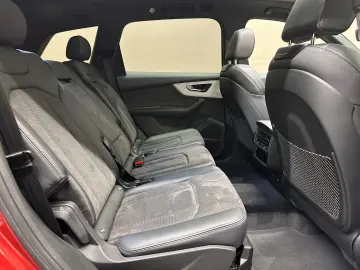 AUDI Q7 50 TDI quattro S line  1. HAND BANG&OLUFSEN