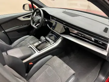 AUDI Q7 50 TDI quattro S line  1. HAND BANG&OLUFSEN