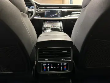 AUDI Q7 50 TDI quattro S line  1. HAND BANG&OLUFSEN