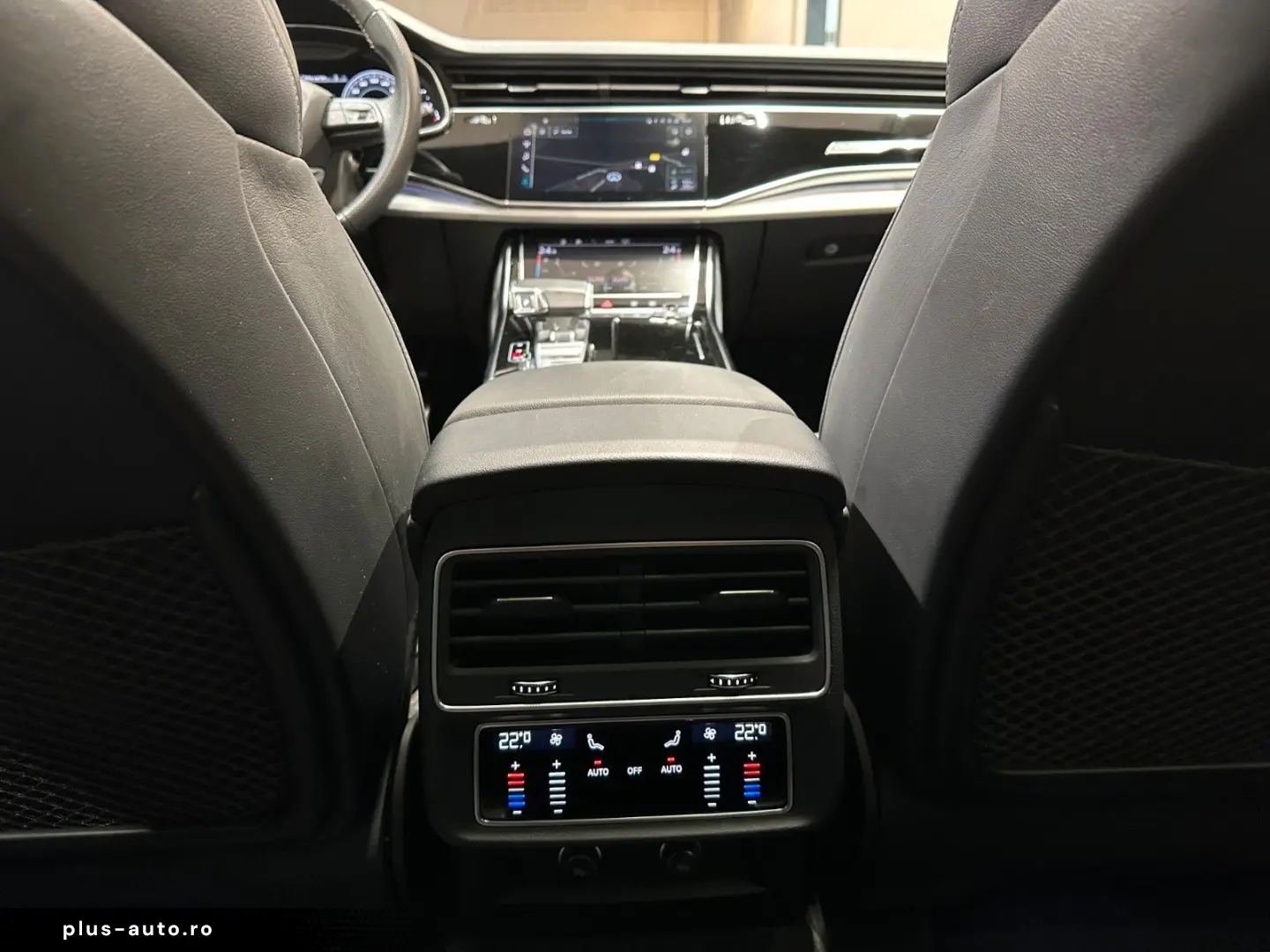 AUDI Q7 50 TDI quattro S line  1. HAND BANG&OLUFSEN