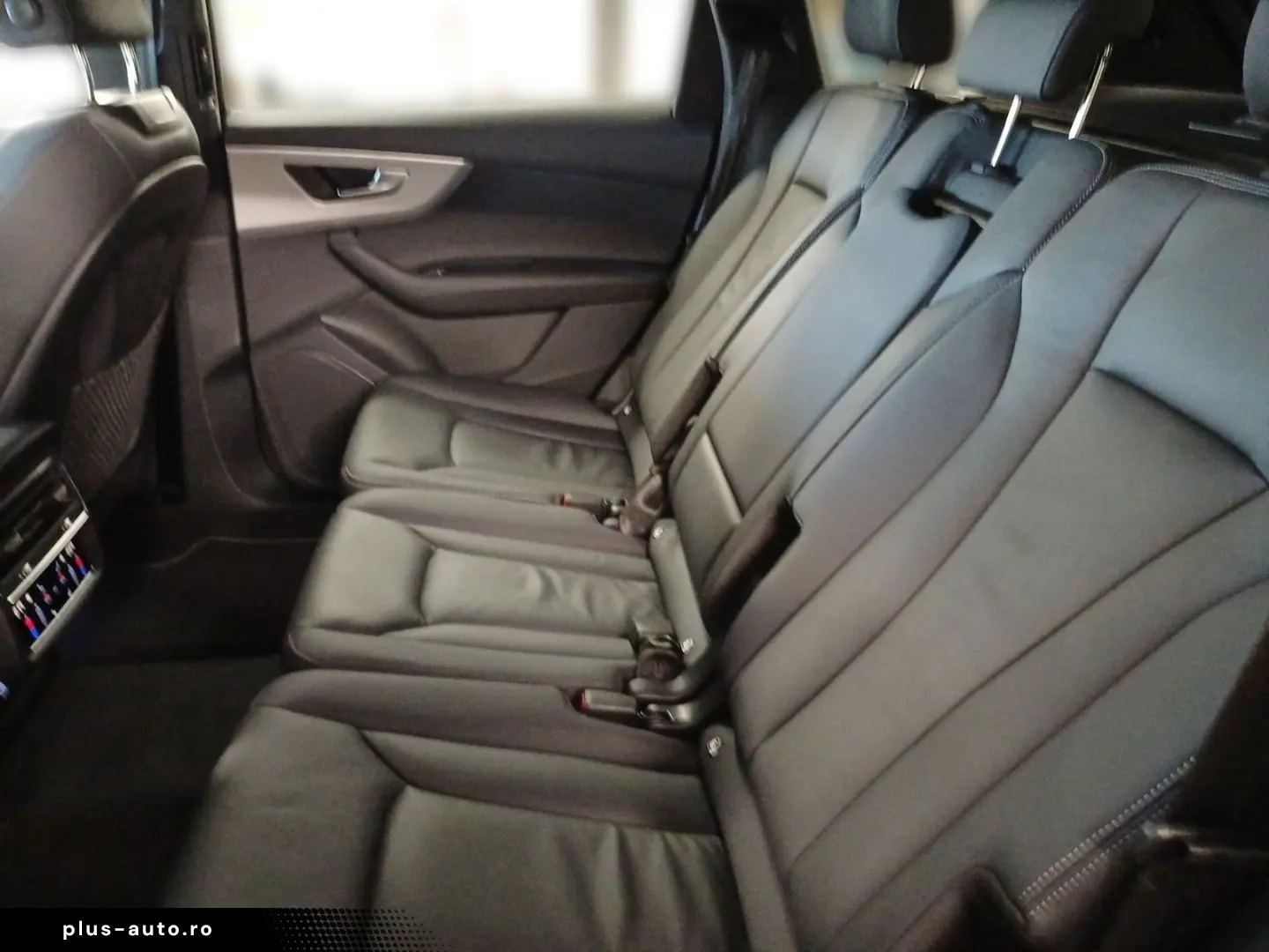 AUDI Q7 quattro S line  7 SITZE AHK HUD PANO MATRIX B