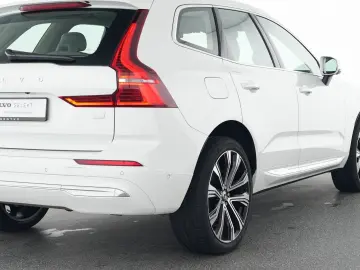 VOLVO XC60 T8 Recharge AWD Plus Bright 21  H&K 360