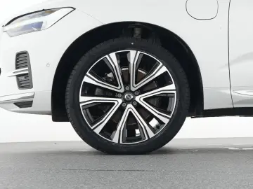 VOLVO XC60 T8 Recharge AWD Plus Bright 21  H&K 360
