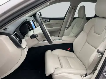 VOLVO XC60 T8 AWD Recharge Plus Dark