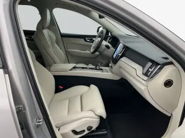 VOLVO XC60 T8 AWD Recharge Plus Dark