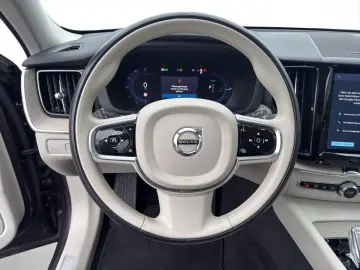 VOLVO XC60 Recharge T6 INSCRIPTION