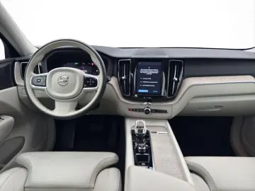 VOLVO XC60 Recharge T6 INSCRIPTION