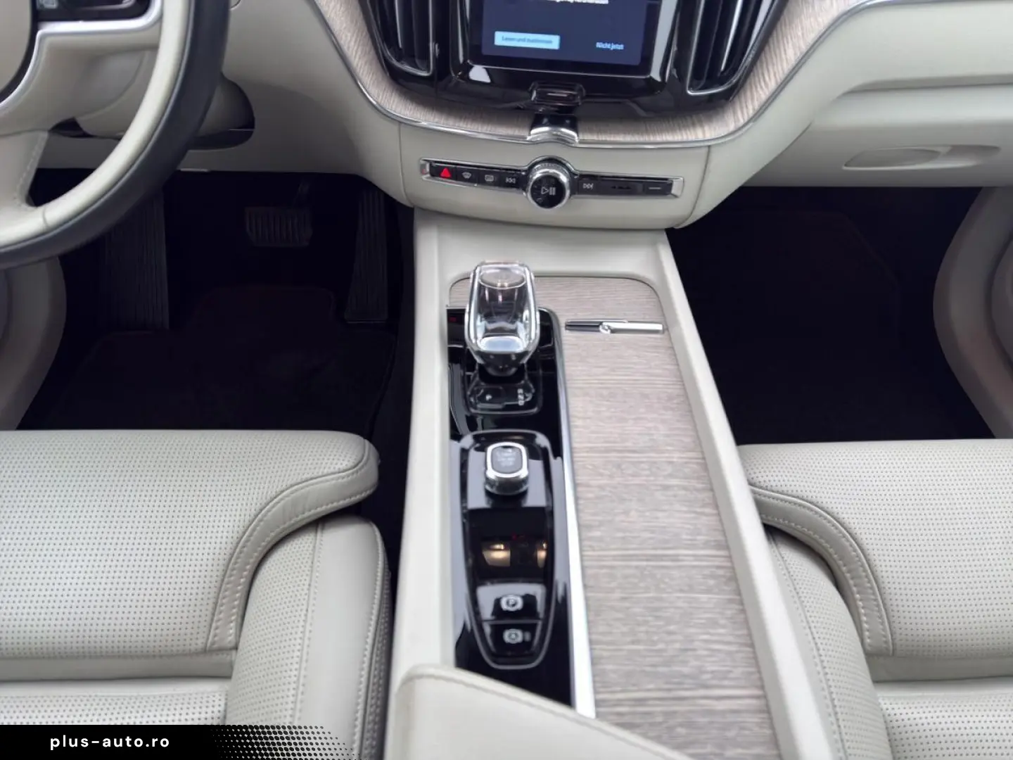 VOLVO XC60 Recharge T6 INSCRIPTION