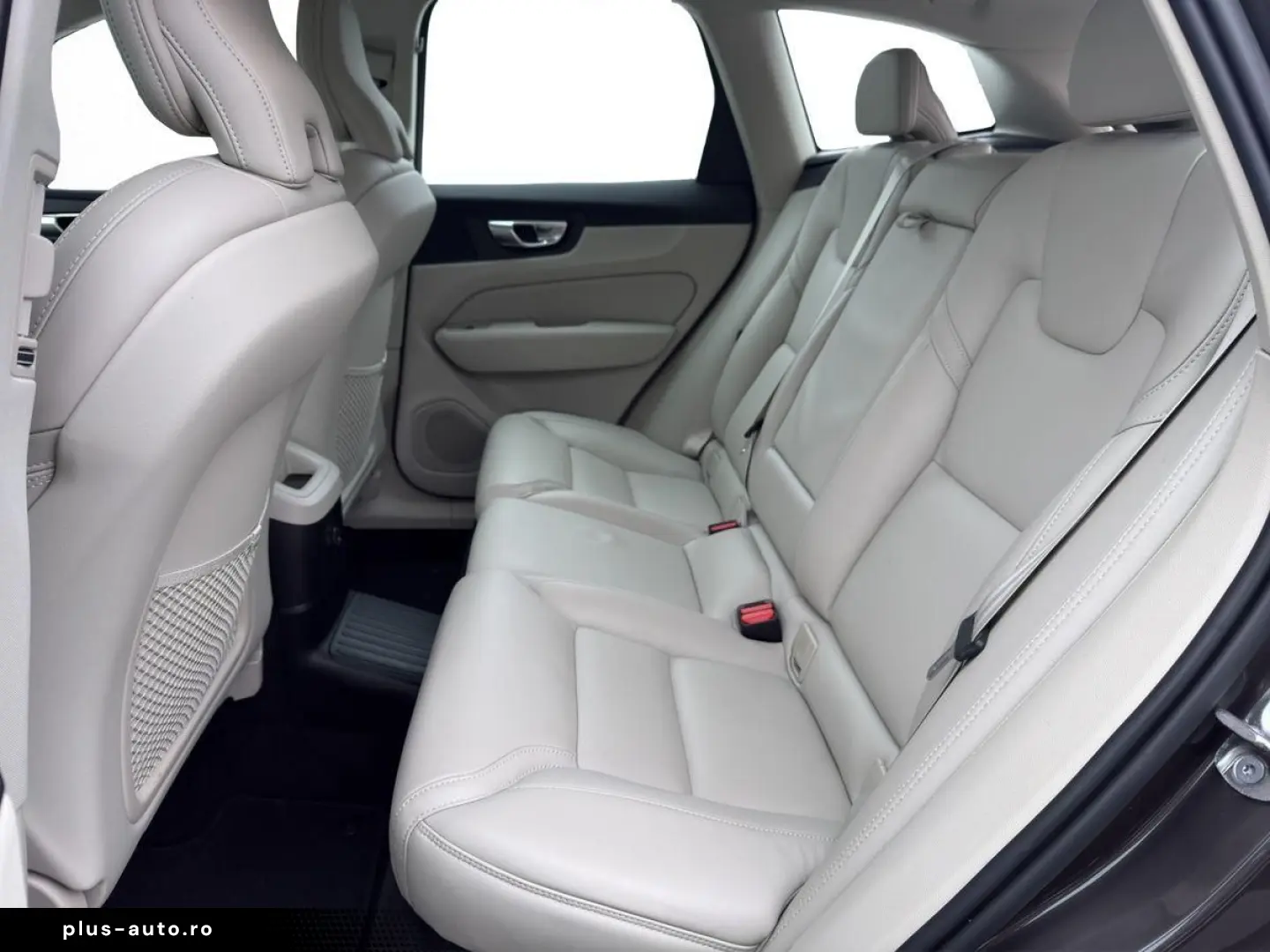 VOLVO XC60 Recharge T6 INSCRIPTION