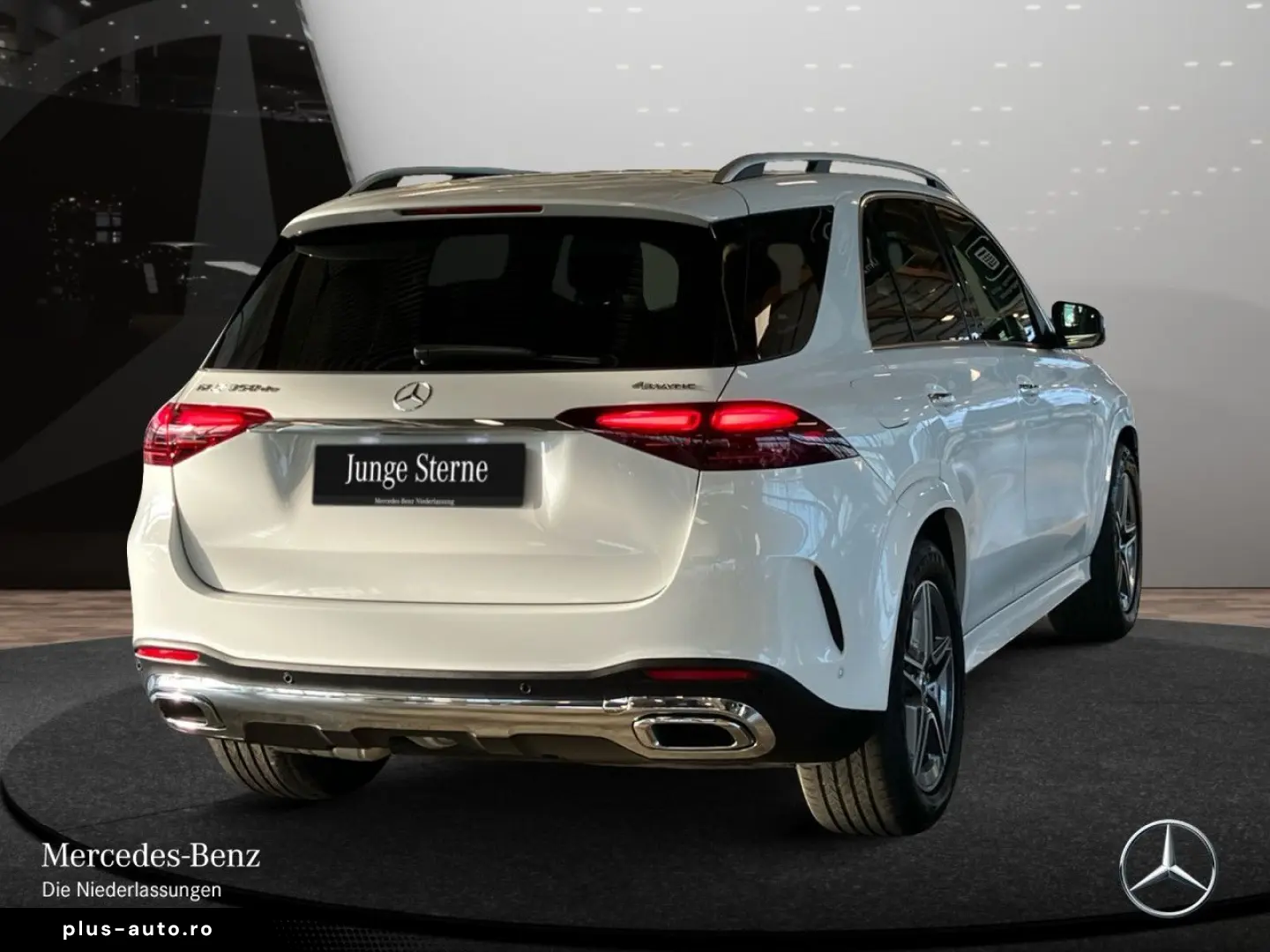 MERCEDES-BENZ GLE 350 de 4M AMG Advanced  Pano Burmester AHK